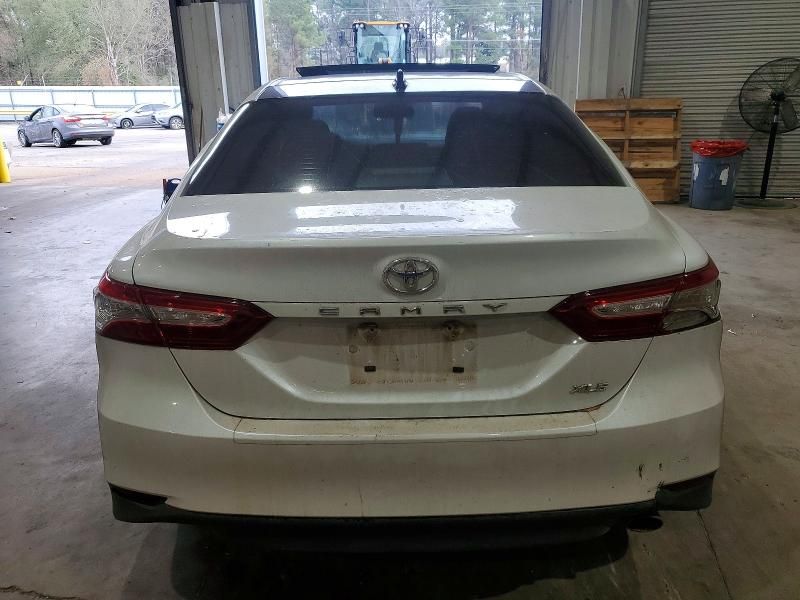 2020 Toyota Camry xle