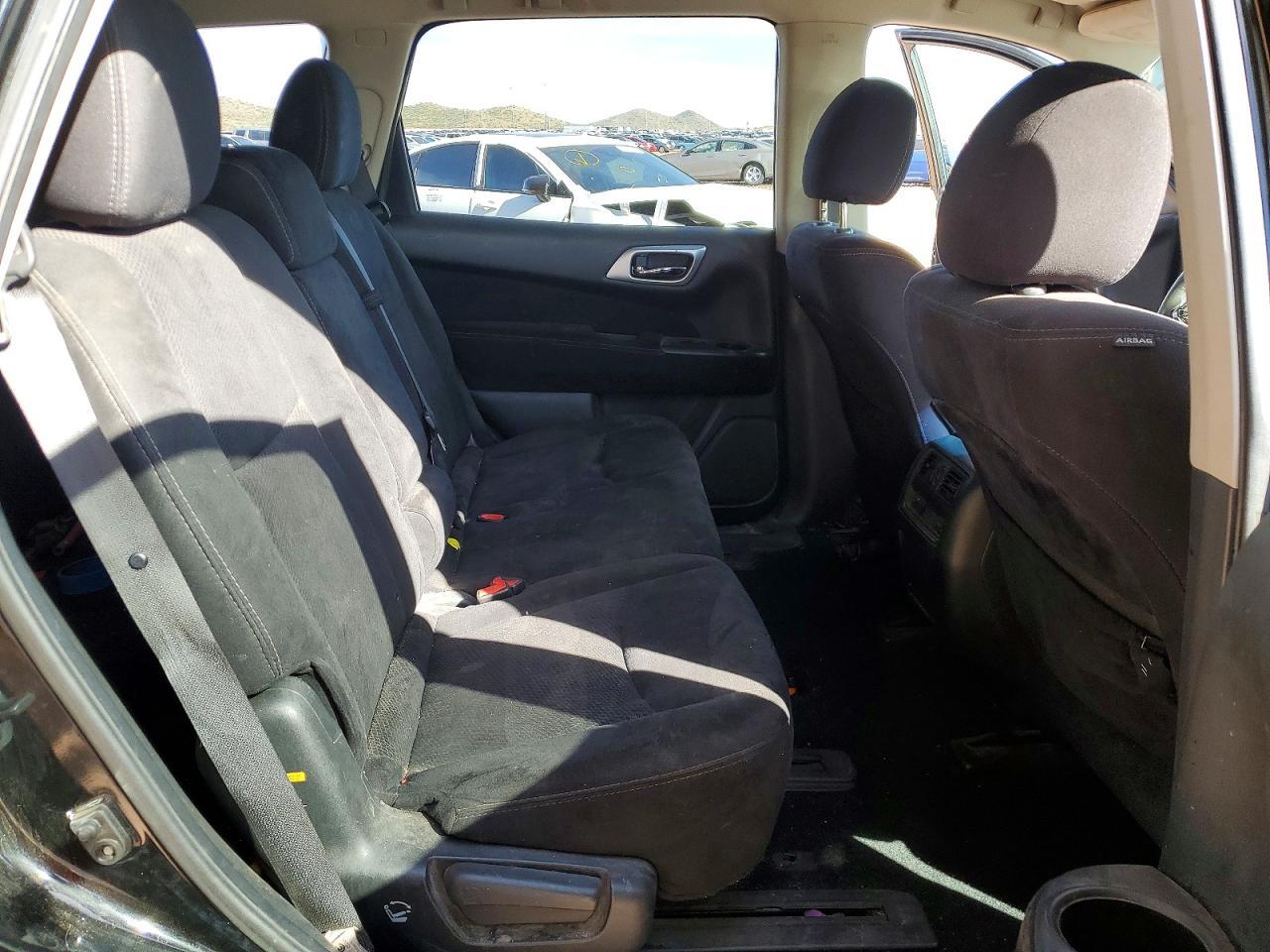 2016 Nissan Pathfinder