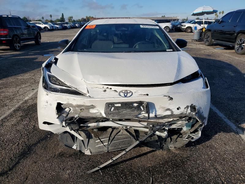 2024 Toyota Prius le