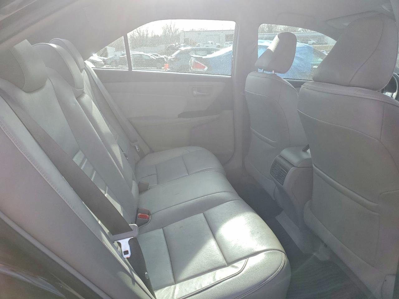 2017 Toyota Camry le