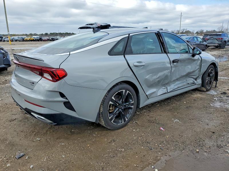 2021 KIA K5 gt Line
