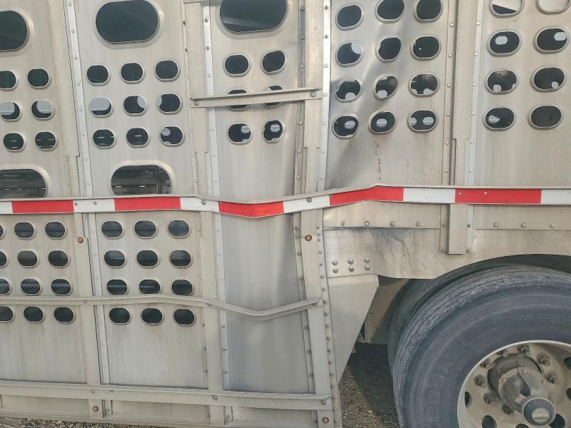2025 EBY 1995 EBY Livestock Trailer
