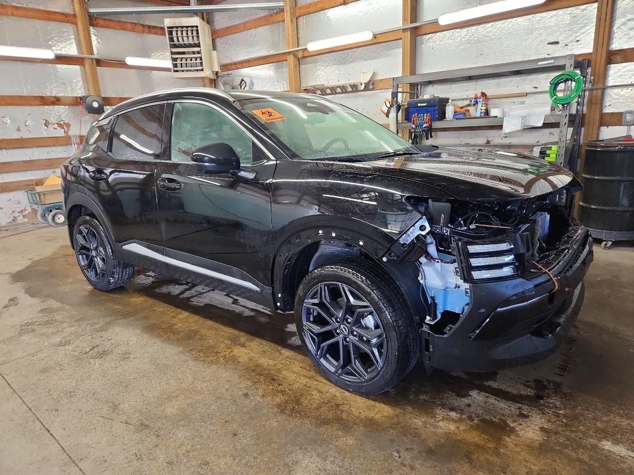 2025 Nissan Kicks sr