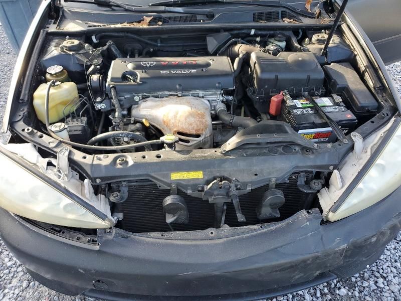 2005 Toyota Camry le