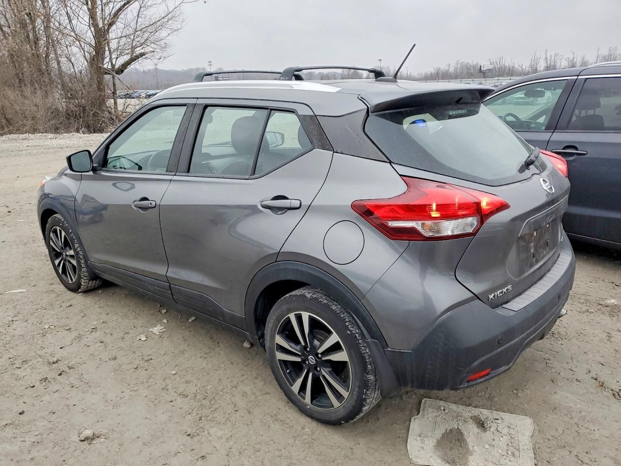 2019 Nissan Kicks s