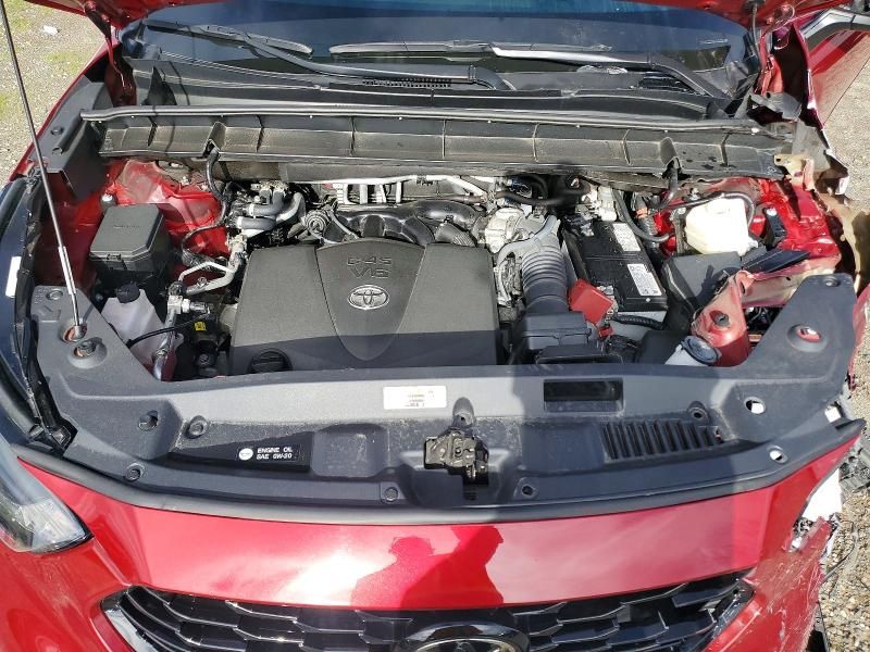 2022 Toyota Highlander xse