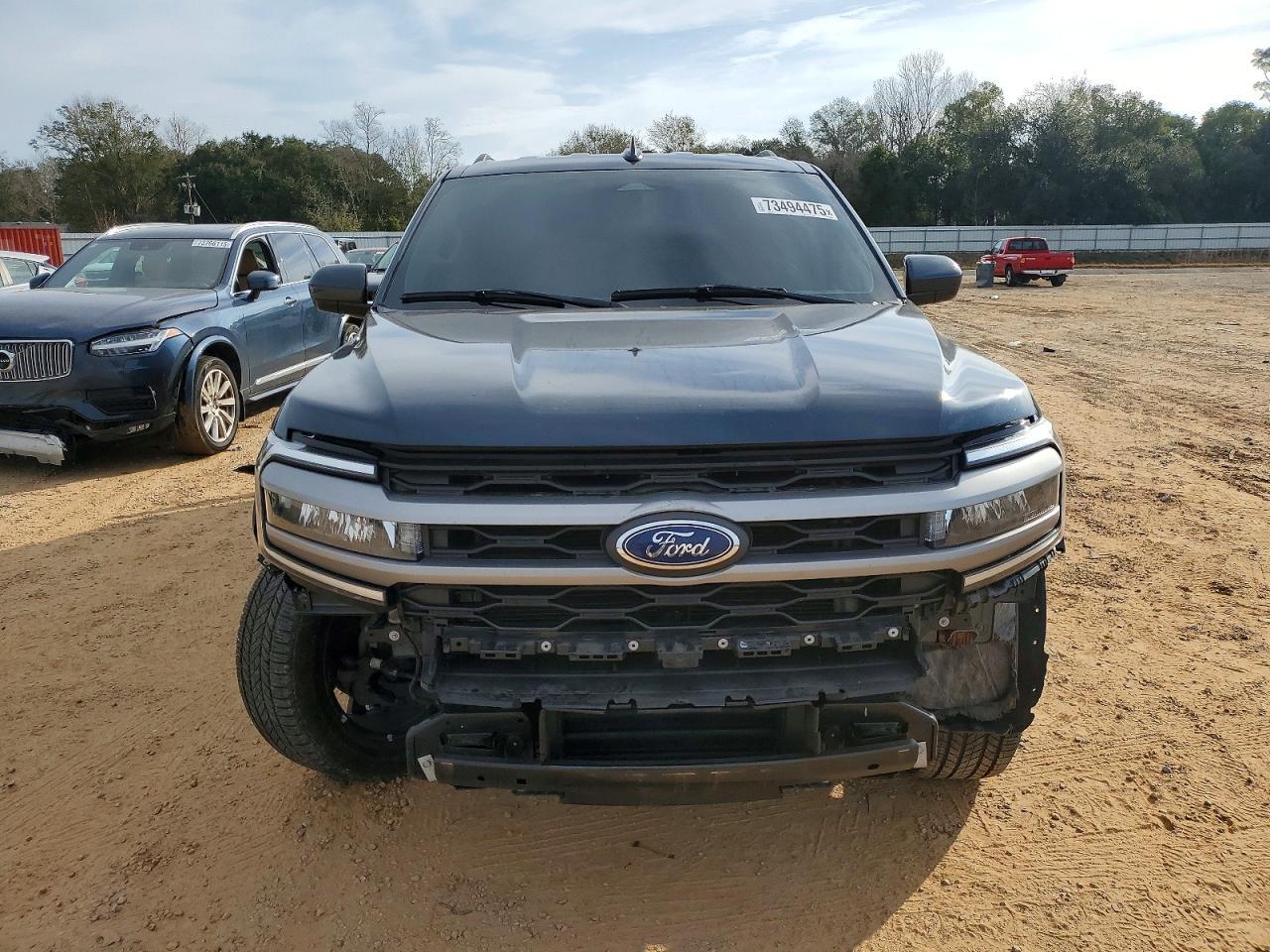 2022 Ford Expedition max xlt