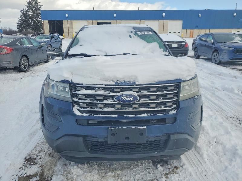 2016 Ford Explorer