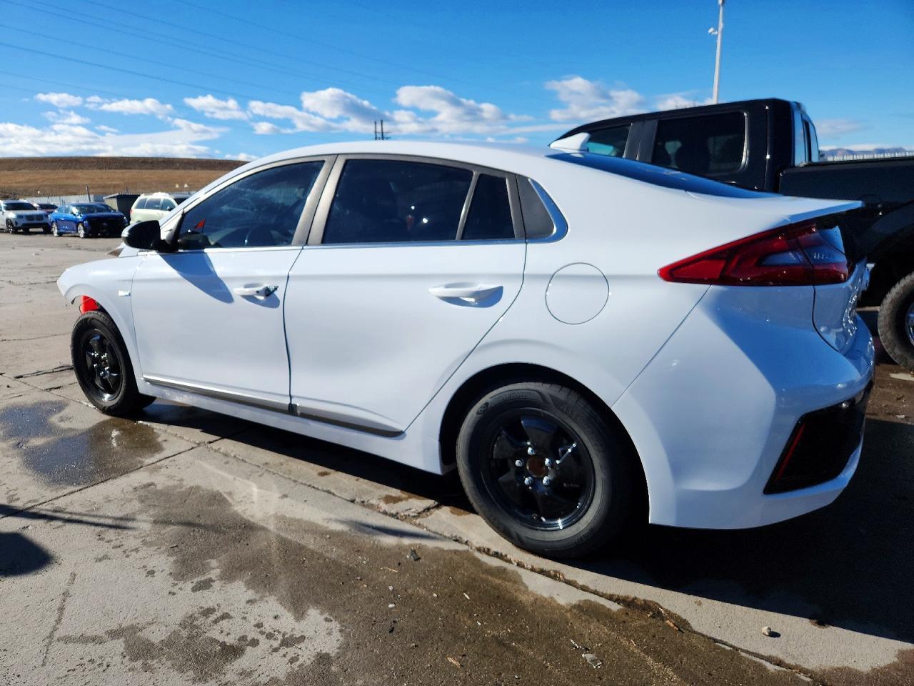 2019 Hyundai Ioniq Hybrid sel