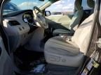 2014 Toyota Sienna le