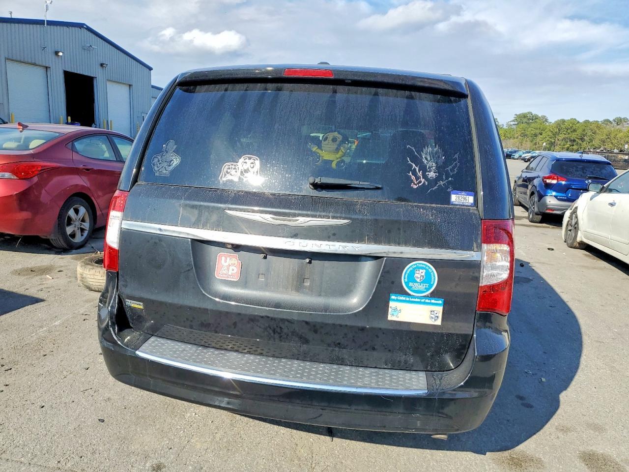 2015 Chrysler Town & Country Touring