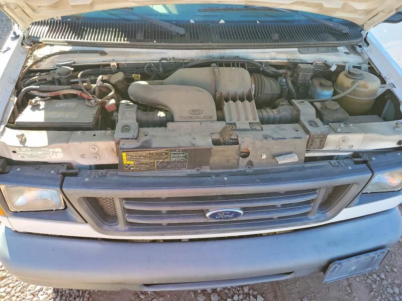 2005 Ford Econoline E350 Super Duty van