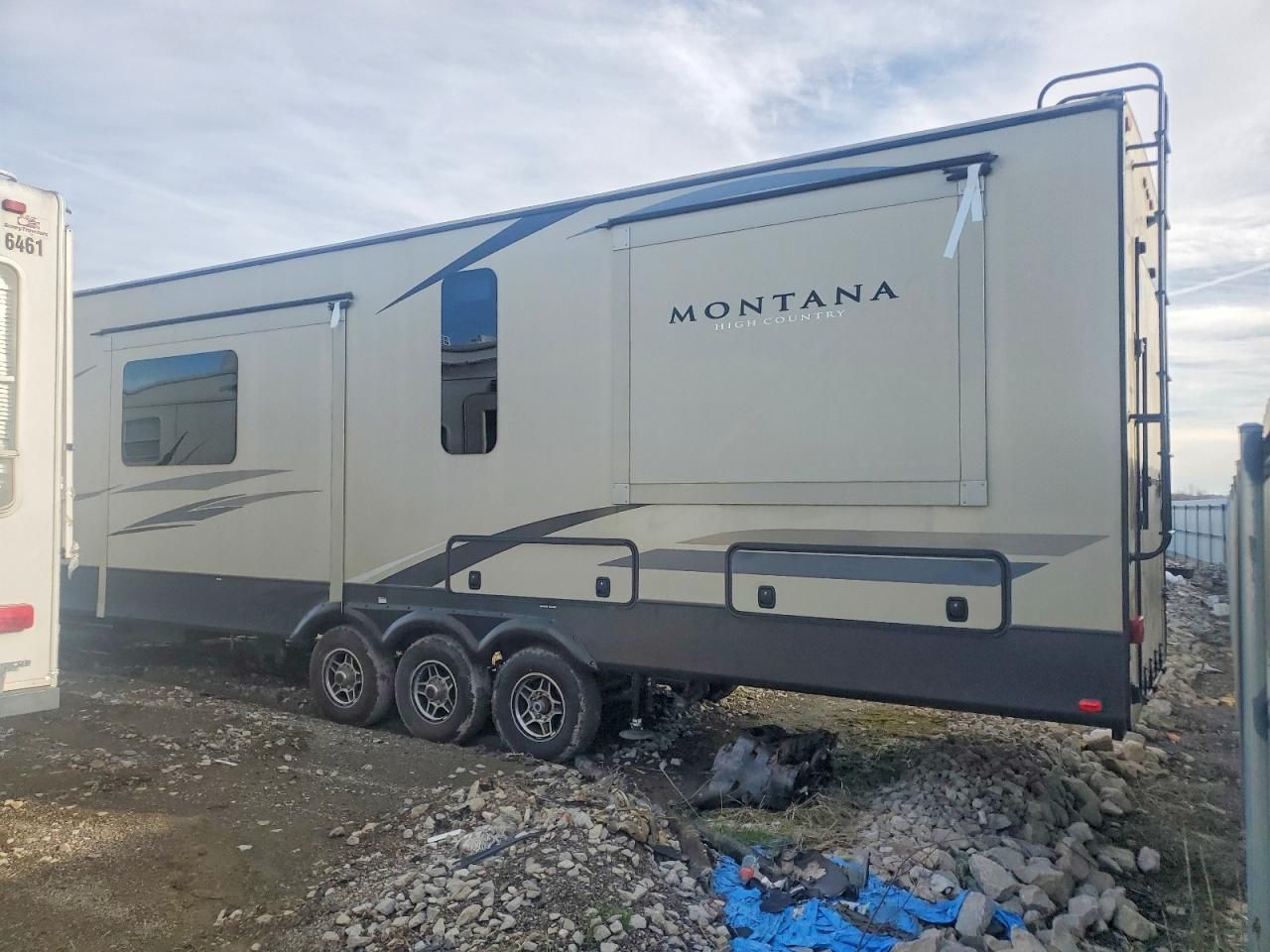 2018 Montana Anniversar-RV
