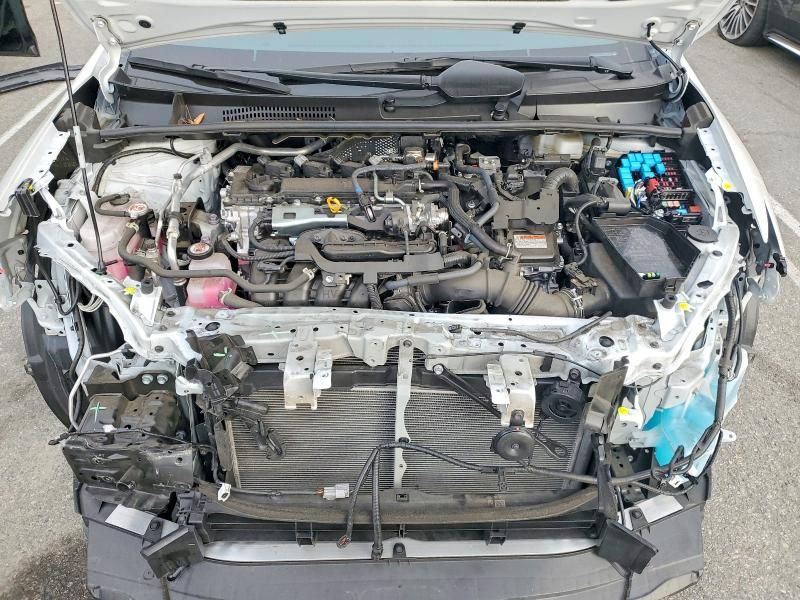 2025 Toyota Prius le