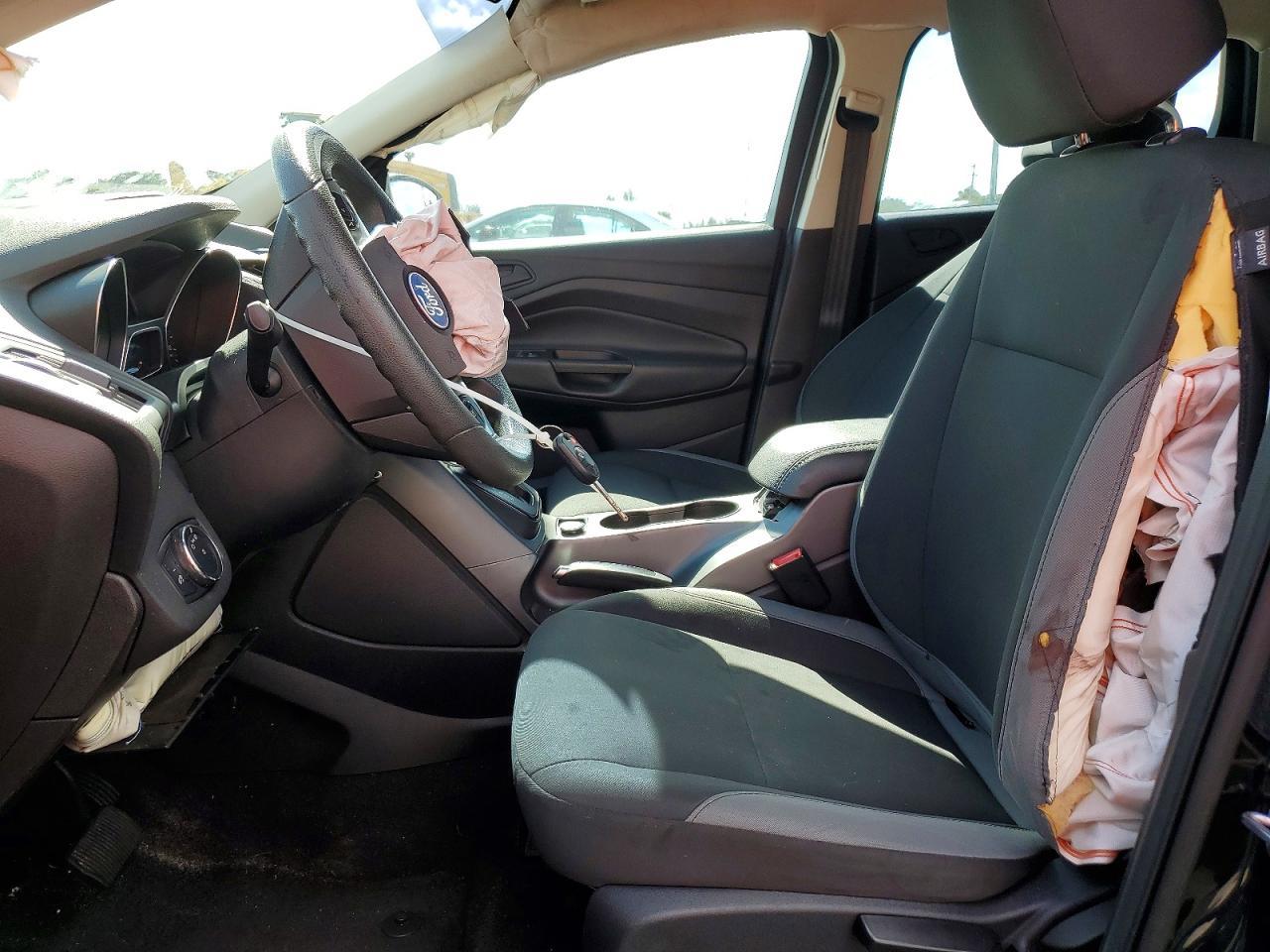 2015 Ford Escape s