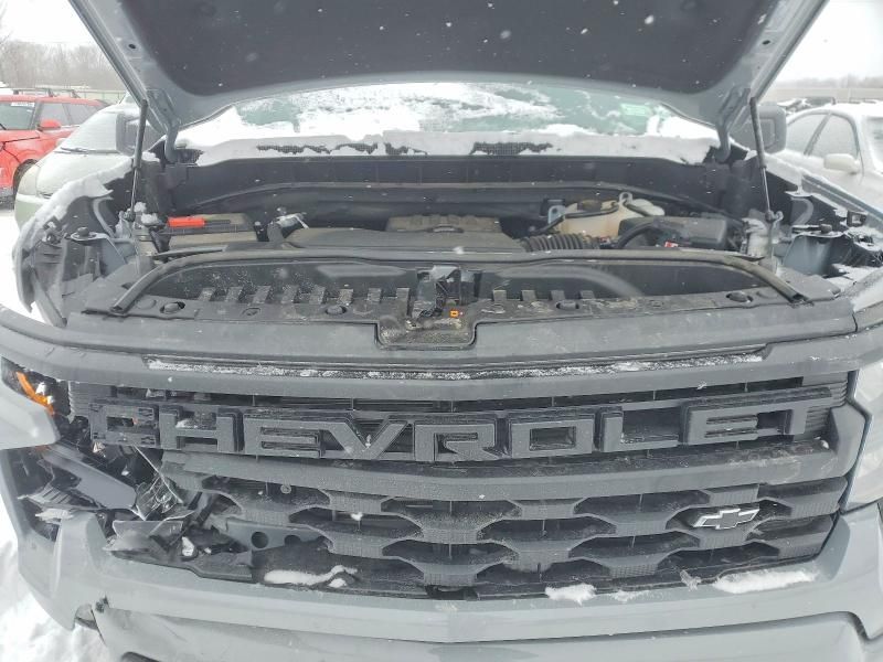 2024 Chevrolet Silverado K1500 Custom