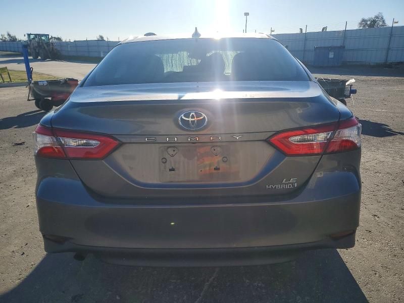 2020 Toyota Camry le