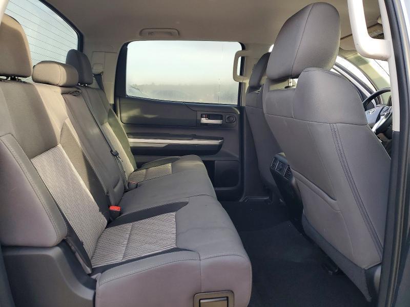 2016 Toyota Tundra Crewmax SR5