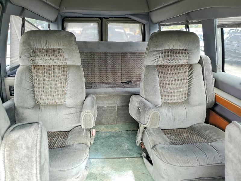 1999 Ford Econoline E150 van