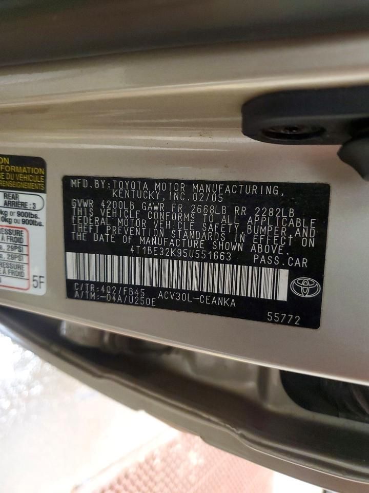 2005 Toyota Camry le