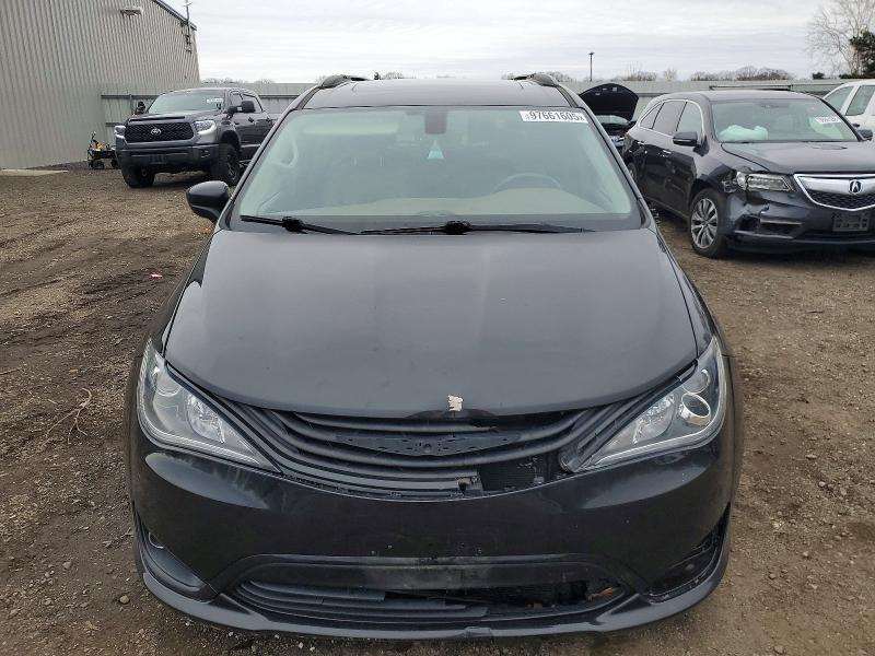 2018 Chrysler Pacifica Hybrid Limited
