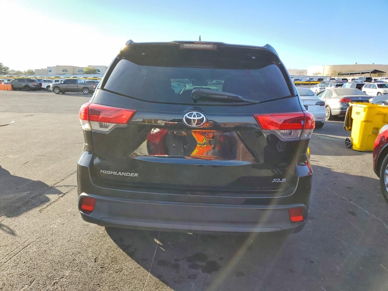 2017 Toyota Highlander se