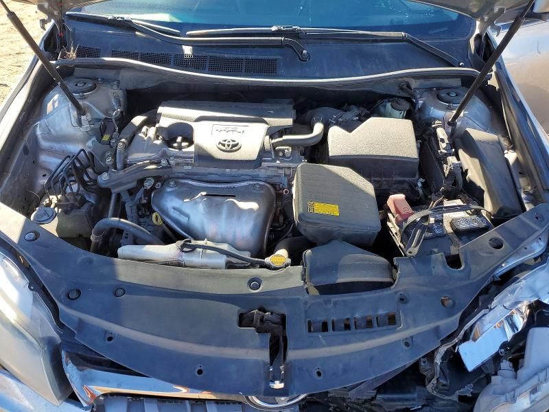 2015 Toyota Camry le