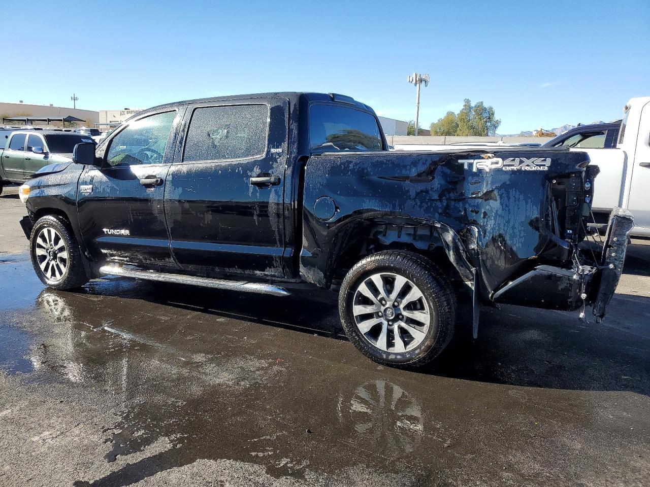 2017 Toyota Tundra SR5