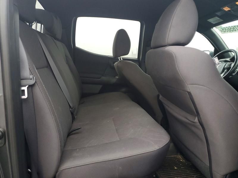 2017 Toyota Tacoma Double cab