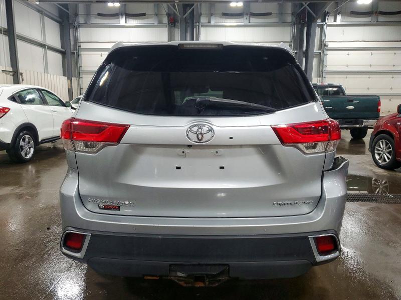2017 Toyota Highlander Limited