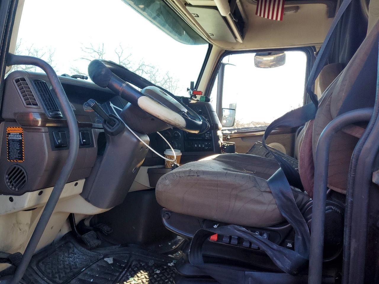 2016 Volvo VN VNL