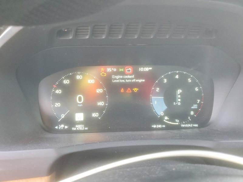 2022 Volvo Xc90 T5 Momentum