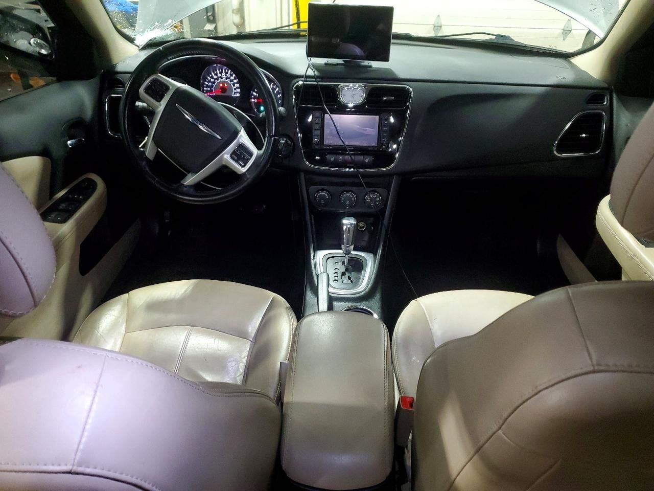 2012 Chrysler 200 Limited