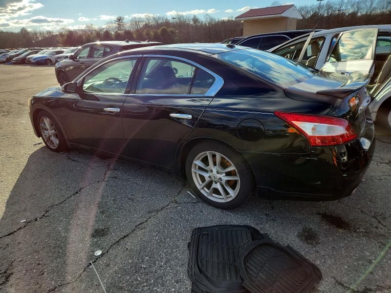 2011 Nissan Maxima s