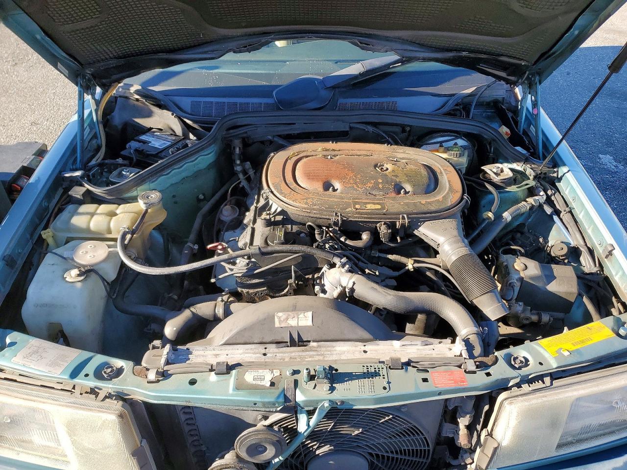 1991 Mercedes-Benz 190 e