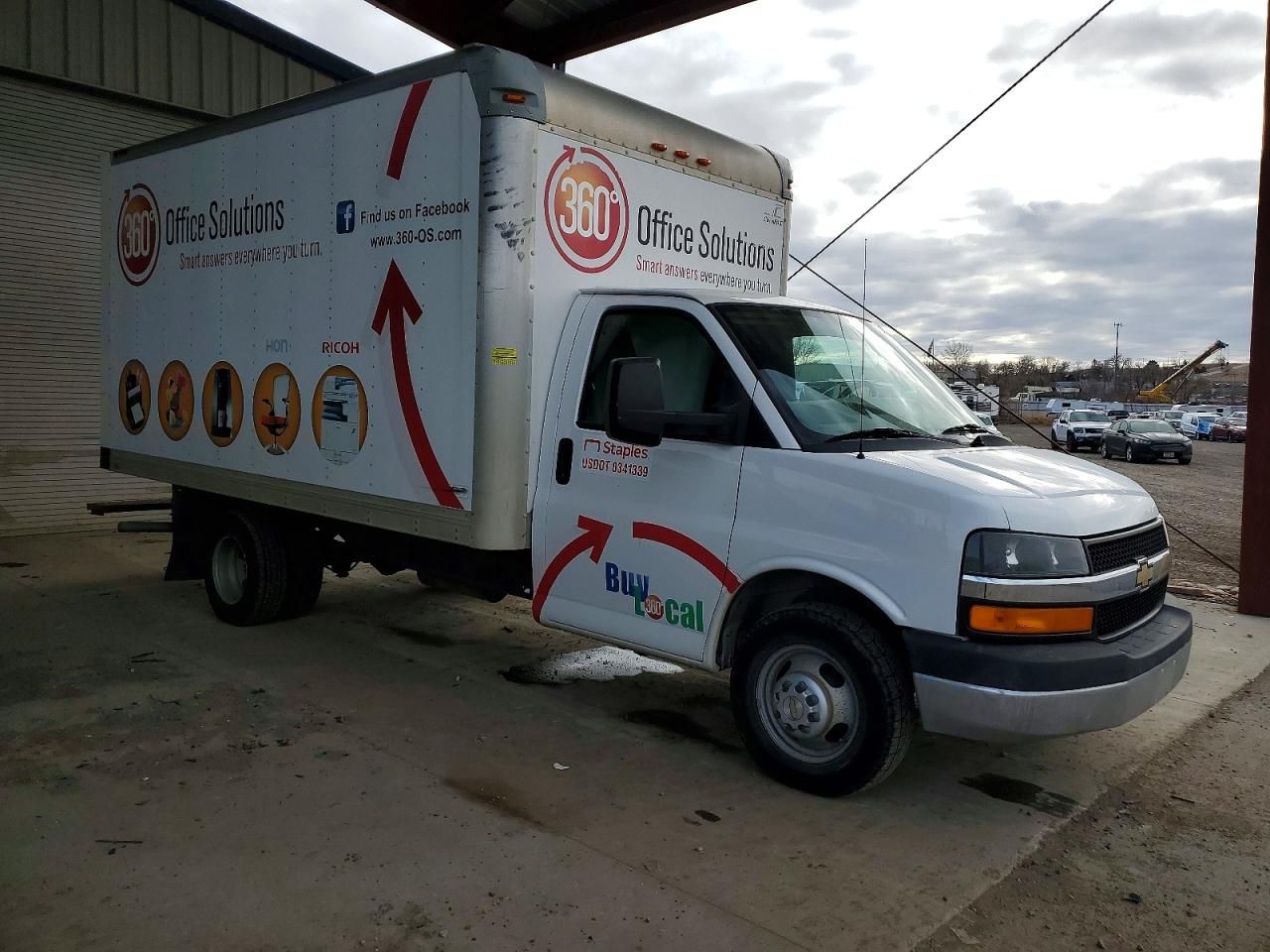 2015 Chevrolet Express BOX Truck