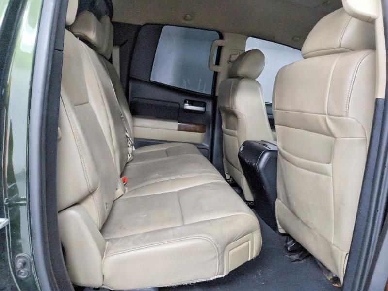 2013 Toyota Tundra Double cab Limited