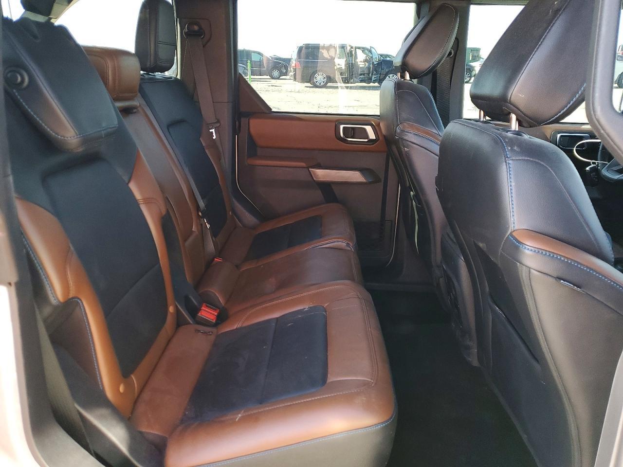 2021 Ford Bronco Base