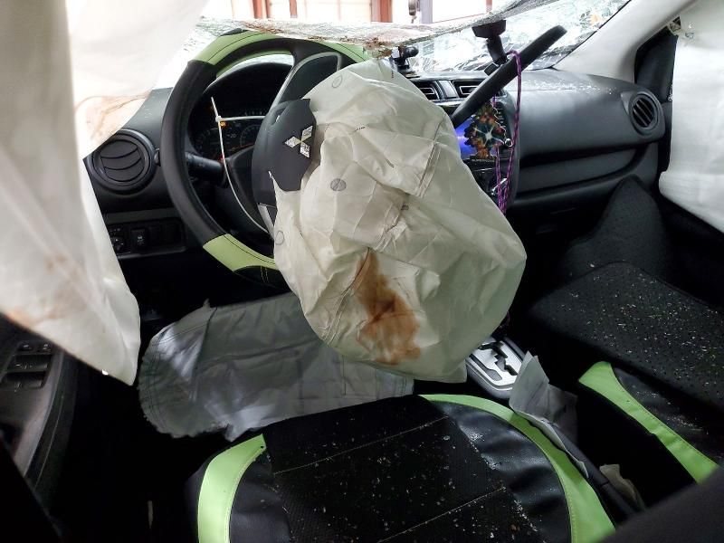 2018 Mitsubishi Mirage G4 es