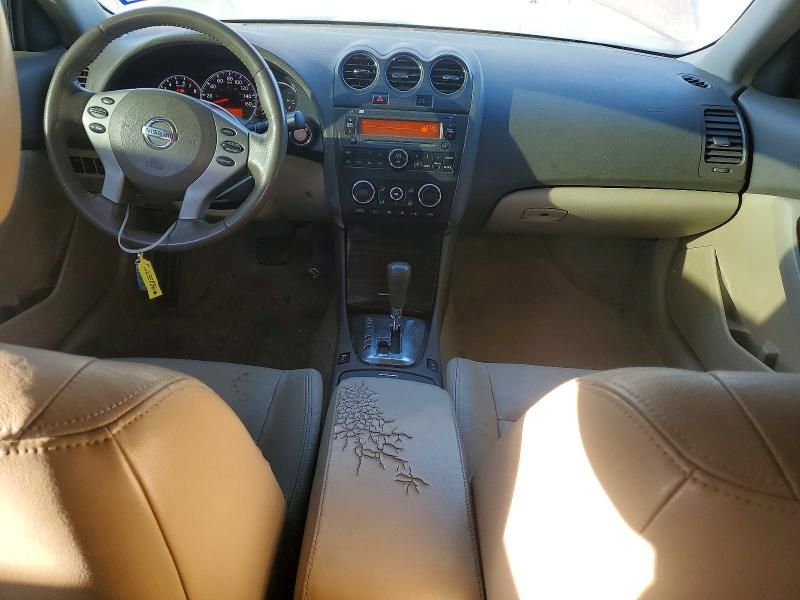 2010 Nissan Altima Base