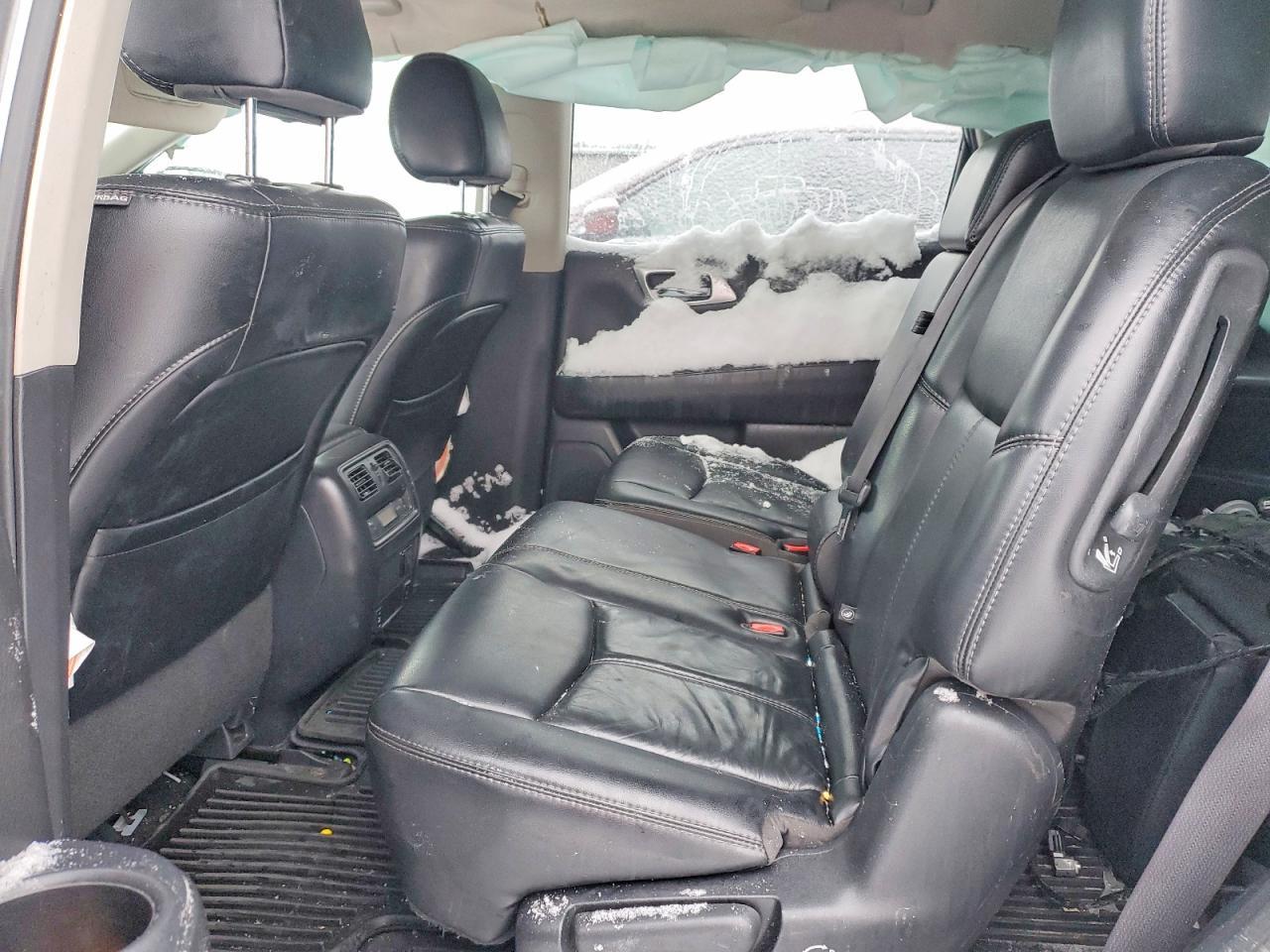 2017 Nissan Pathfinder s