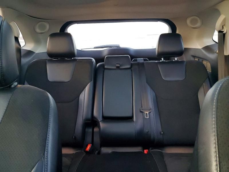 2016 Ford Edge Sport