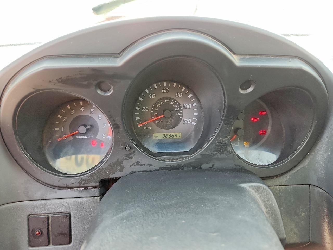 2002 Nissan Frontier Standard