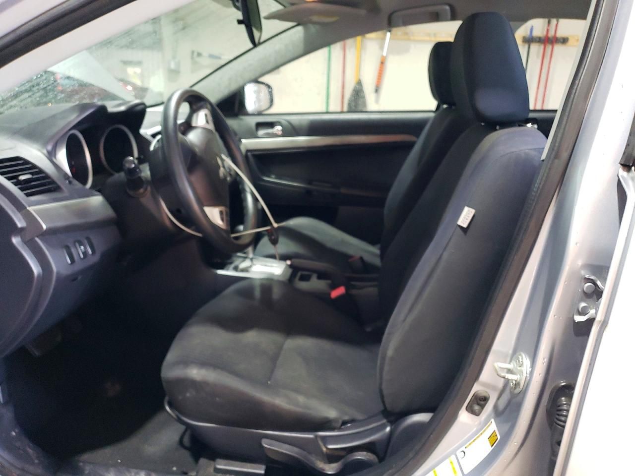 2015 Mitsubishi Lancer es