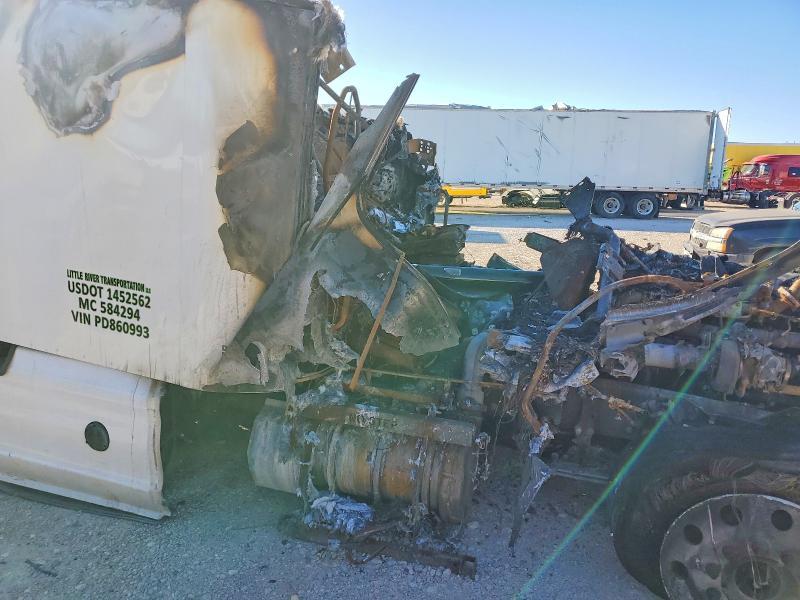 2023 Peterbilt 579 Semi Truck
