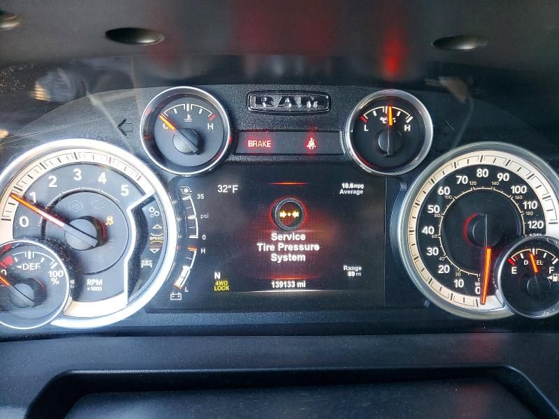 2015 Dodge Ram 3500 Flatbed Truck