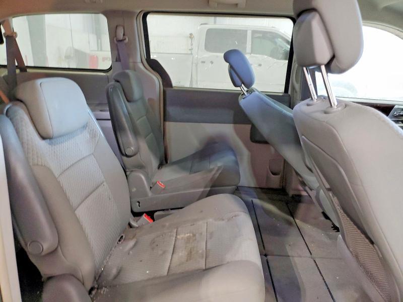 2010 Chrysler Town & Country Touring