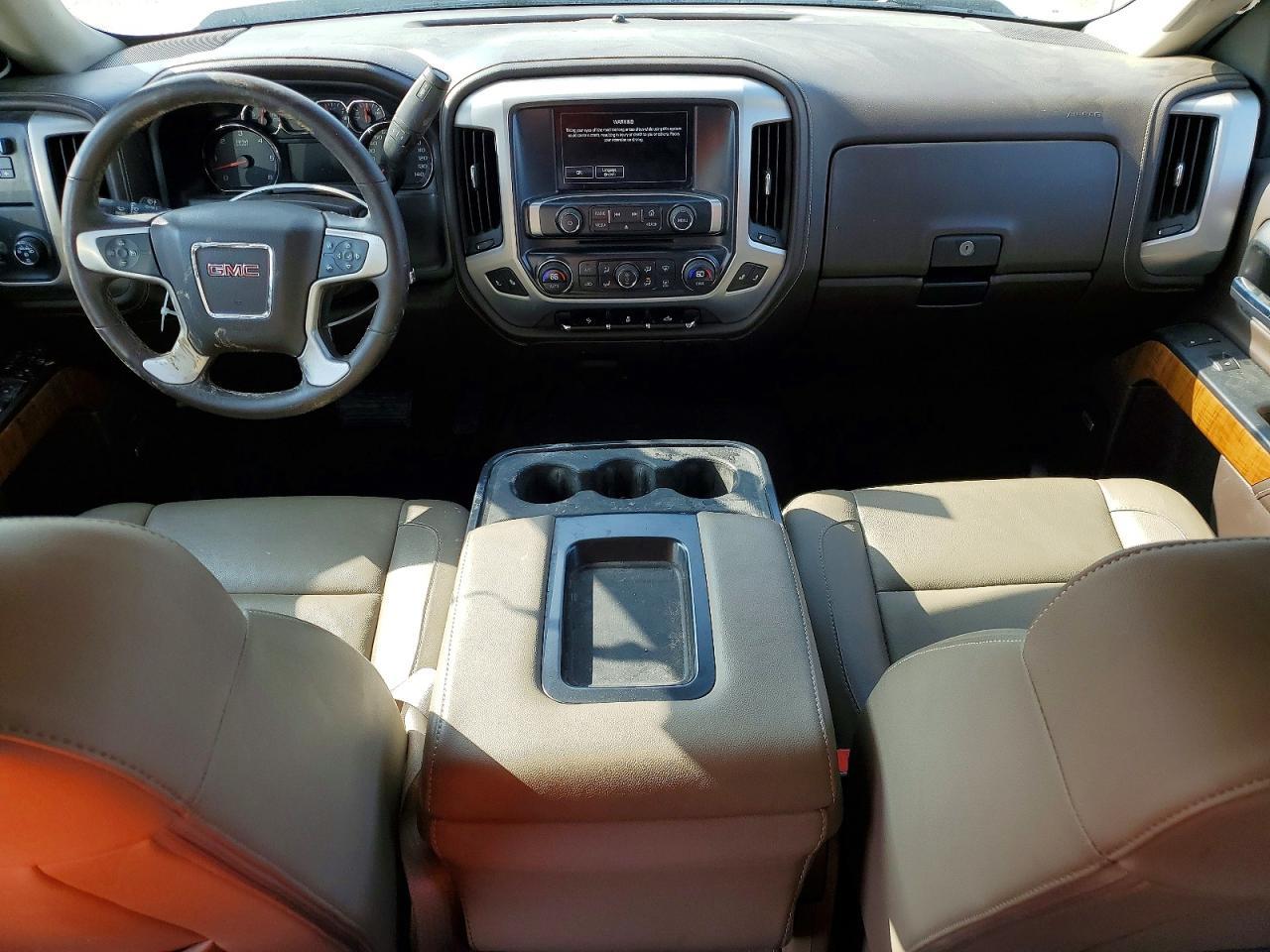 2016 GMC Sierra C1500 slt