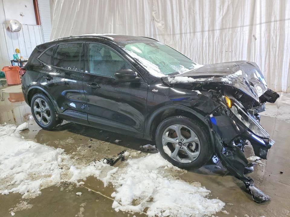 2025 Ford Escape st Line