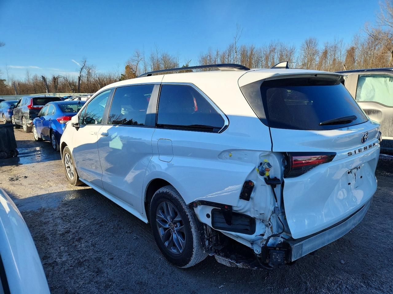 2022 Toyota Sienna le
